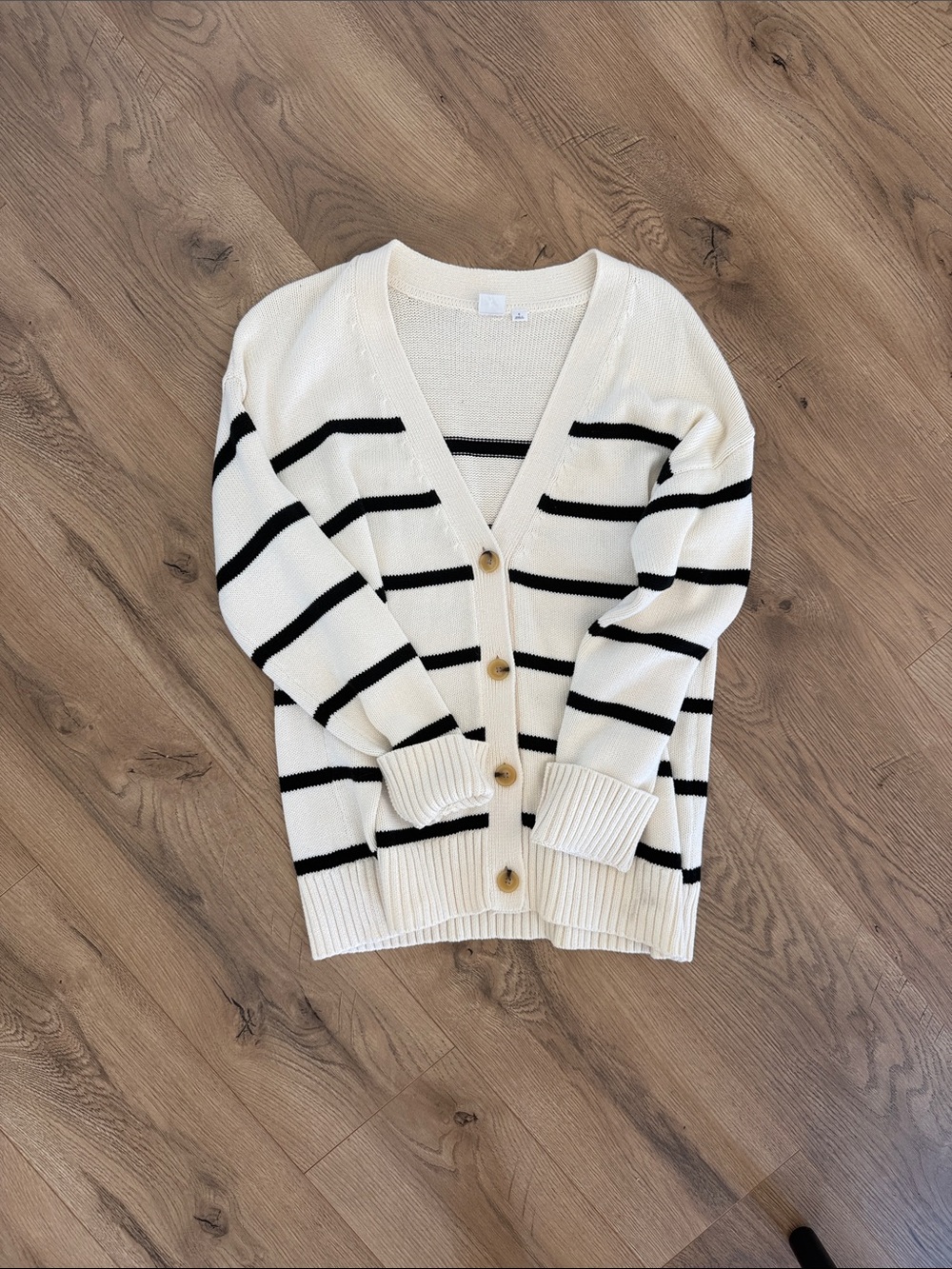 Gap Cream Stripe V-Neck Button Cardigan Sweater - Never worn